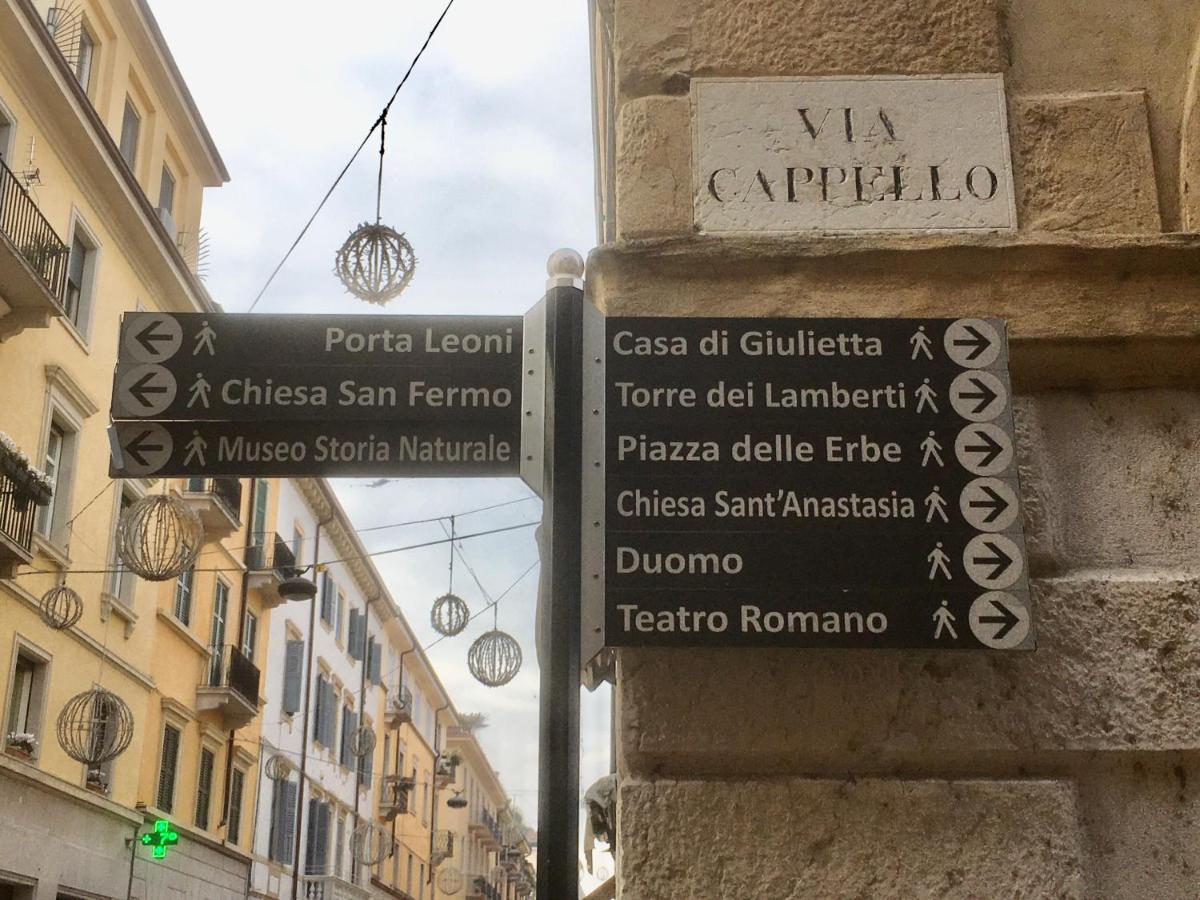 A Due Passi Da Giulietta-Casa Capuleti Apartment Verona Luaran gambar